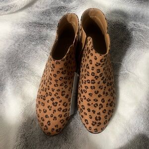 Leopard Print girls Ankle Boots